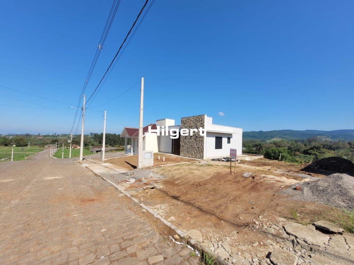 Terreno em localização alta e pronto para construir