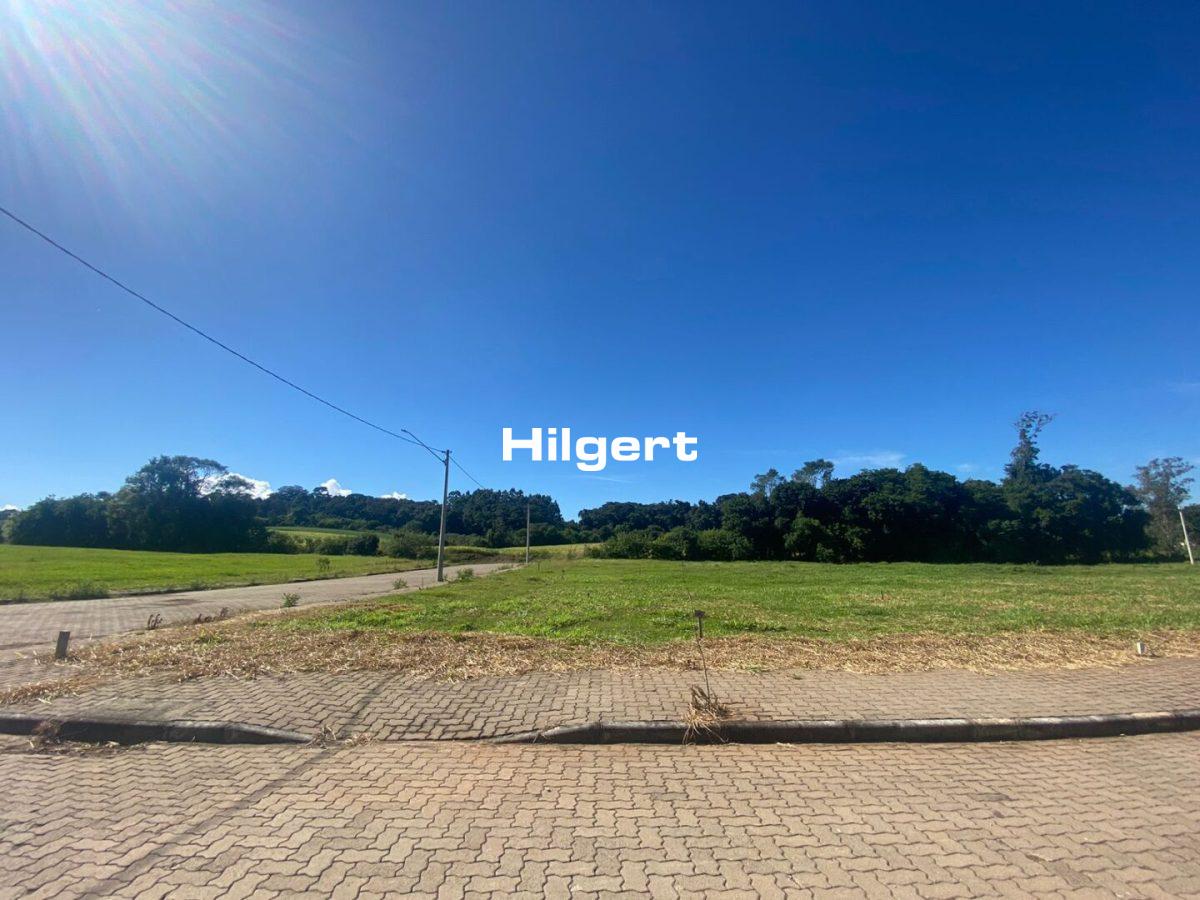 Terreno de esquina no Loteamento Colina do Campo, em São Caetano