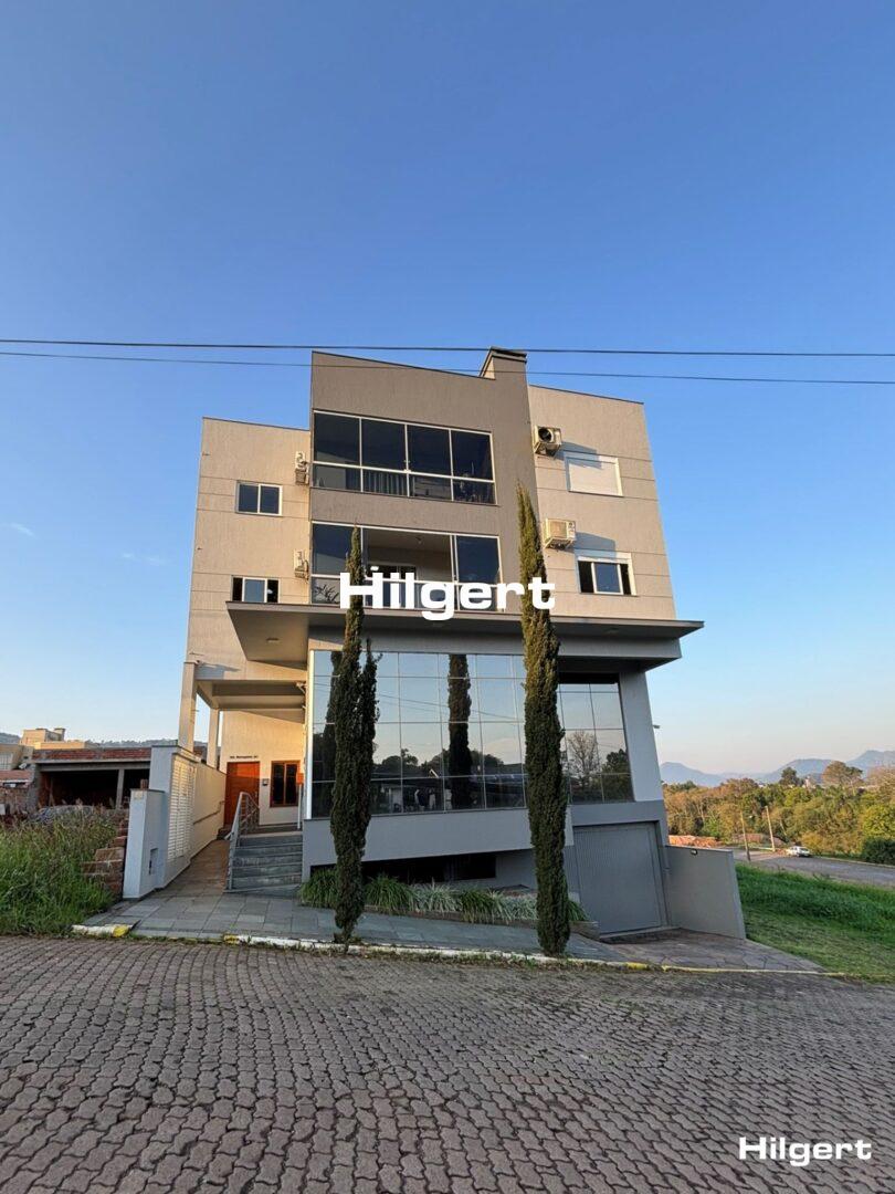 Apartamento com 02 dormitórios em São Caetano