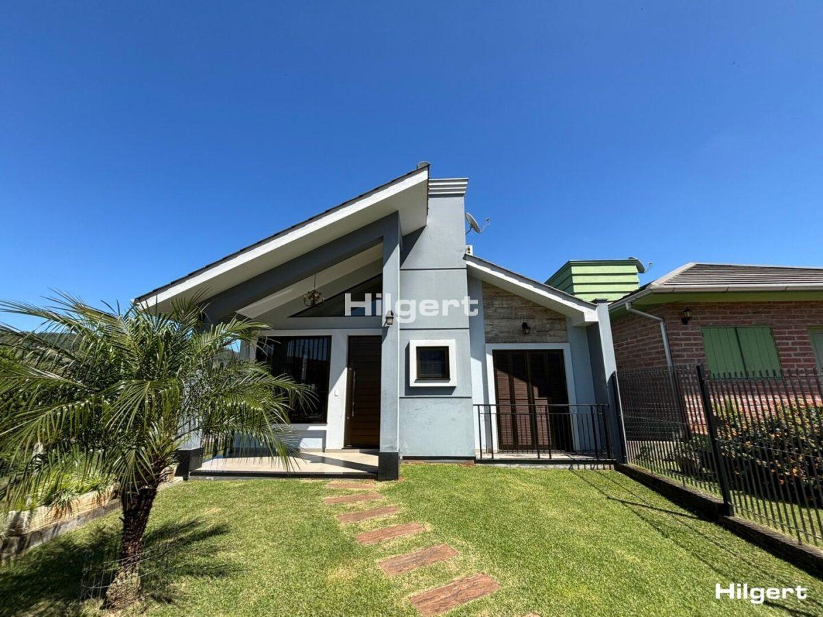 Casa em terreno de 638,98m² – Forqueta
