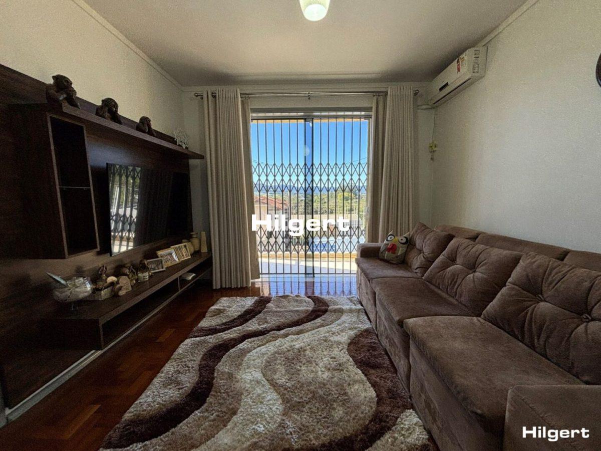 Apartamento com 03 dormitórios no Centro de Arroio do Meio