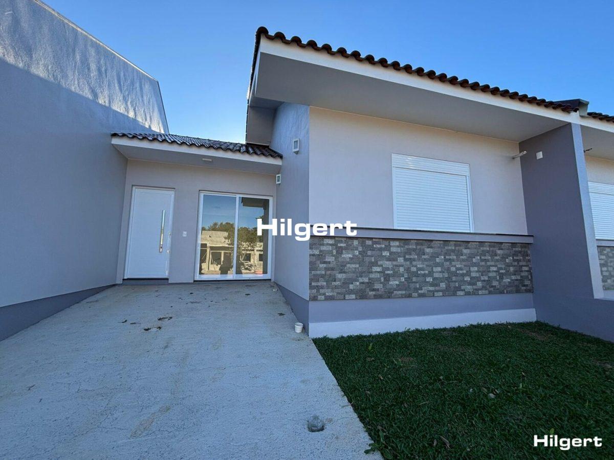 Casa nova com 02 dormitórios – Bairro Medianeira